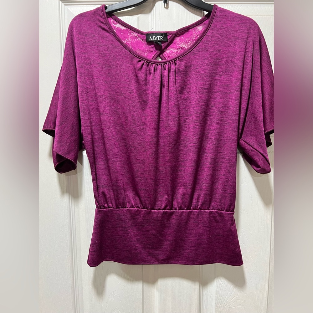 Women’s Small Shirt